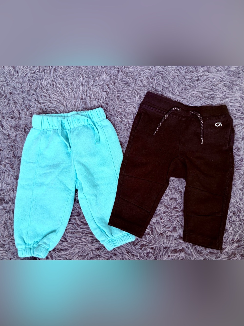 Baby Gap athletic Joggers and sweatpants 2 pairs 6-12 mo